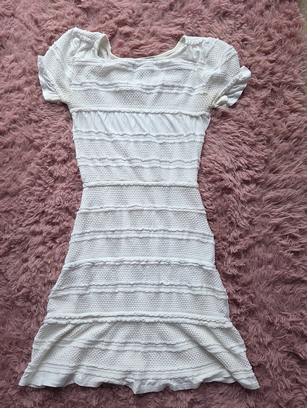 Bcbgmaxazria white dresd
